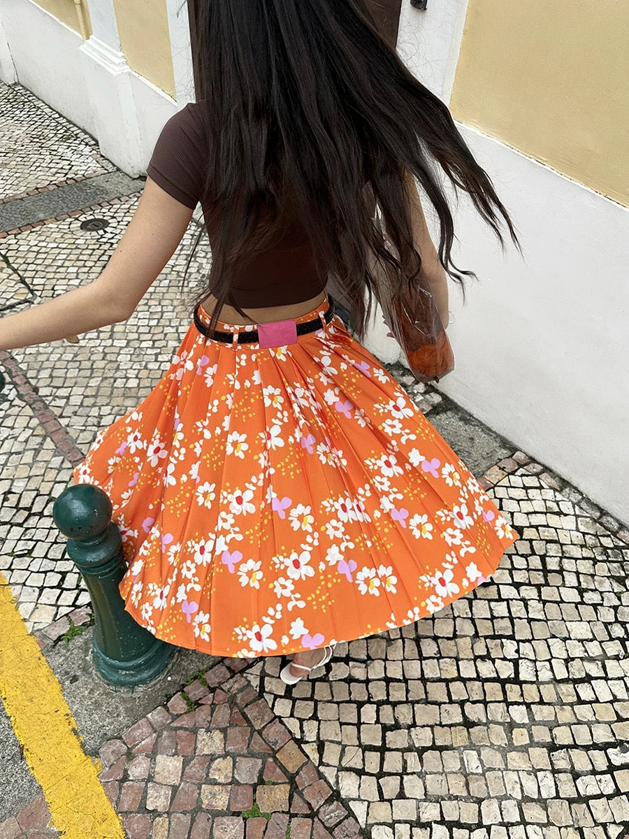 ‘Vivid’ pleated skirt