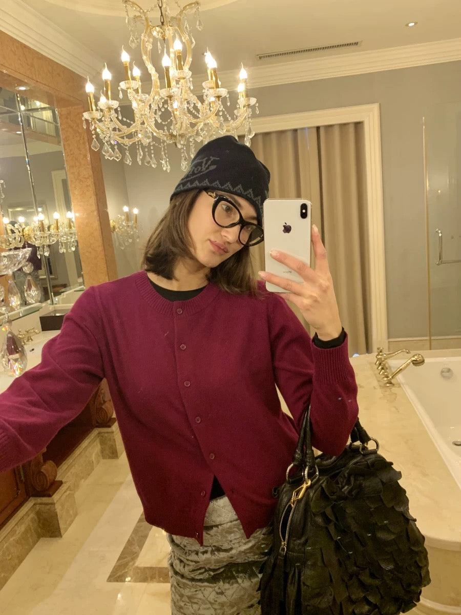 Machine-washable wool knit cardigan (with Logo pin)