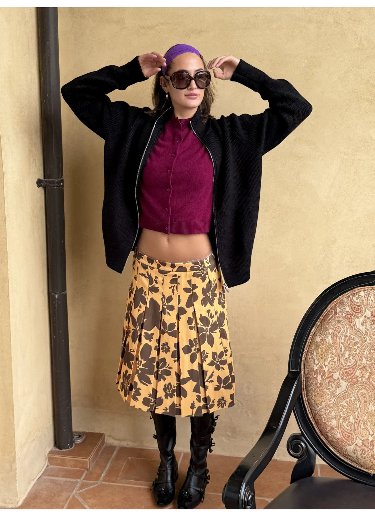 Machine-washable wool knit cardigan (with Logo pin)